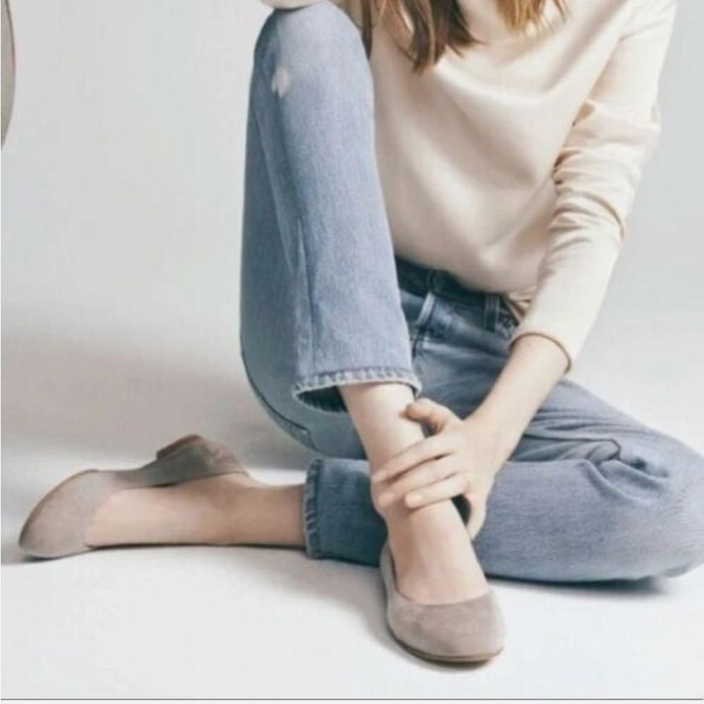 Margaux The Classic Flat in Flint Gray Suede